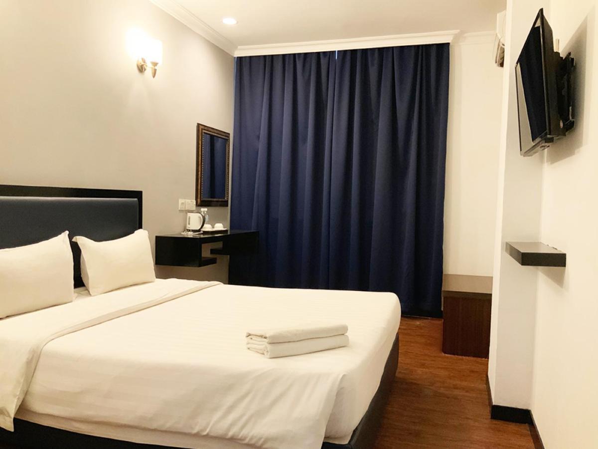 Golden Hotel Кота-Кинабалу Экстерьер фото